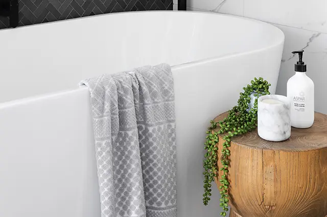 The Benefits Of Having A Bathtub Re-Glazed: Why It's Worth The Investment